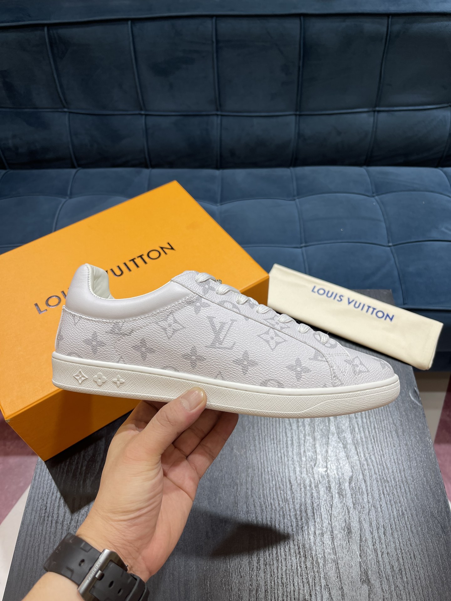 L0vis Vuittion LV Runner Tatic Sneaker White For Men LV 1A8UZ4