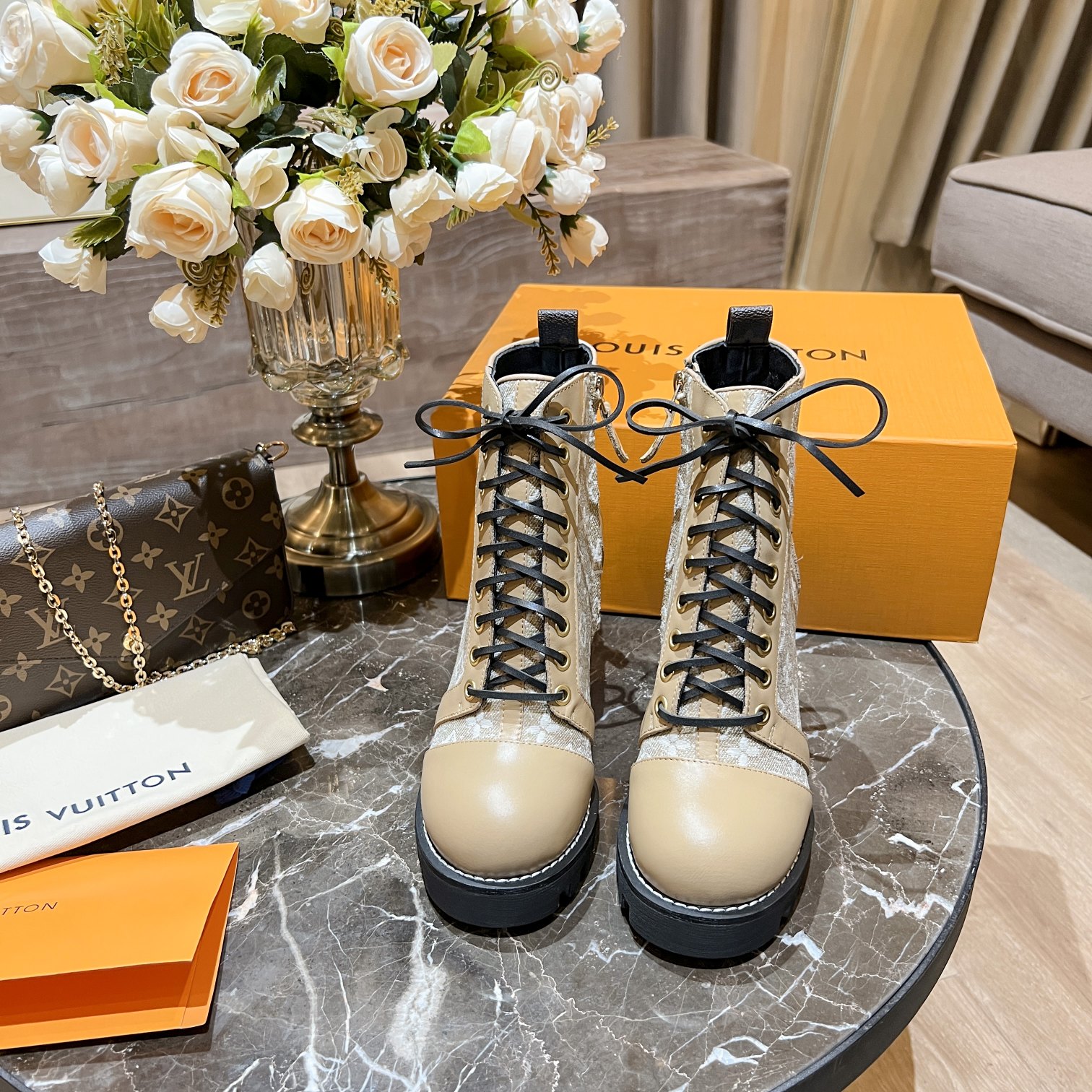 L0vis Vvtt0n Women’s Star Trail Ankle Boots Beige For Women LV