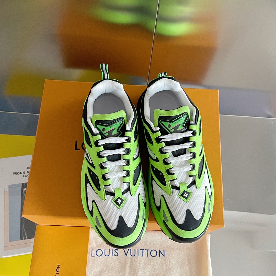 L0vis Vvtt0n Men’s LV Runner Tatic Sneaker Green For Men LV 1A9JER