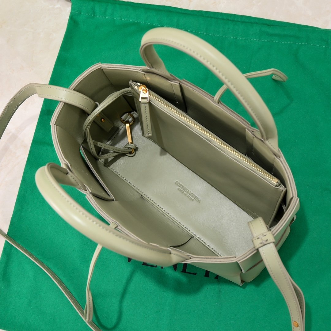 B0tt*ga Ven*ta Mini Arco Tote Bag Green, For Women, Women’s Bags 9.8in/25cm