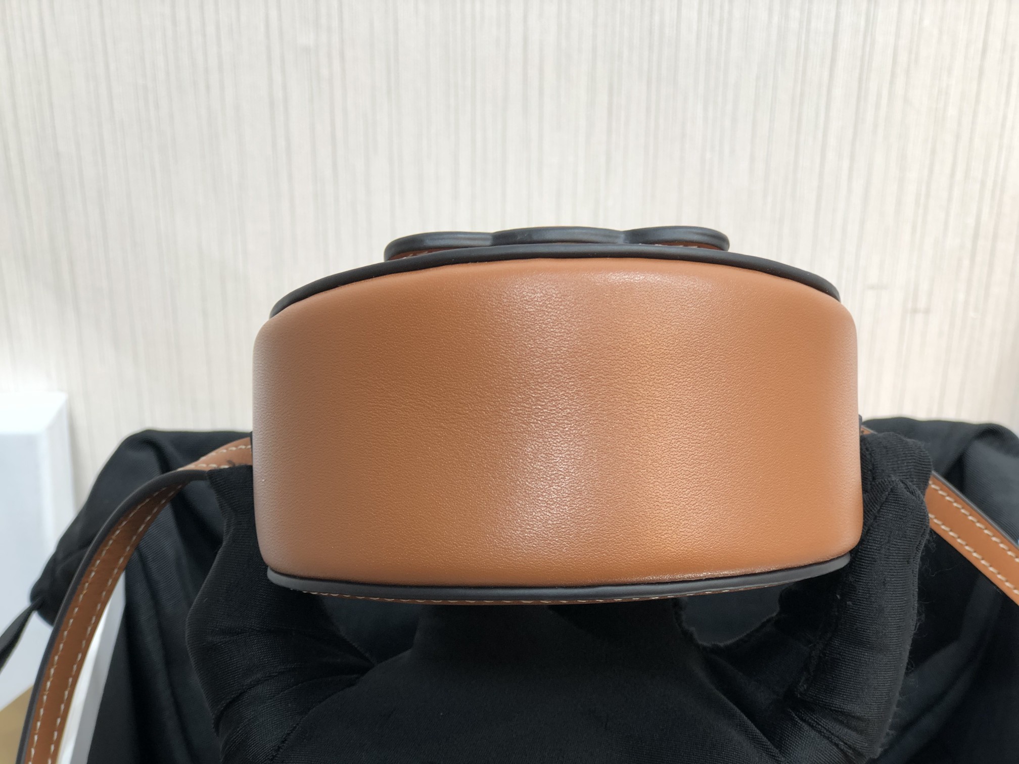 Ce1i*e Mini Besace Cuir Triomphe Brown For Women 4in/11cm 10J303DPQ.04LU