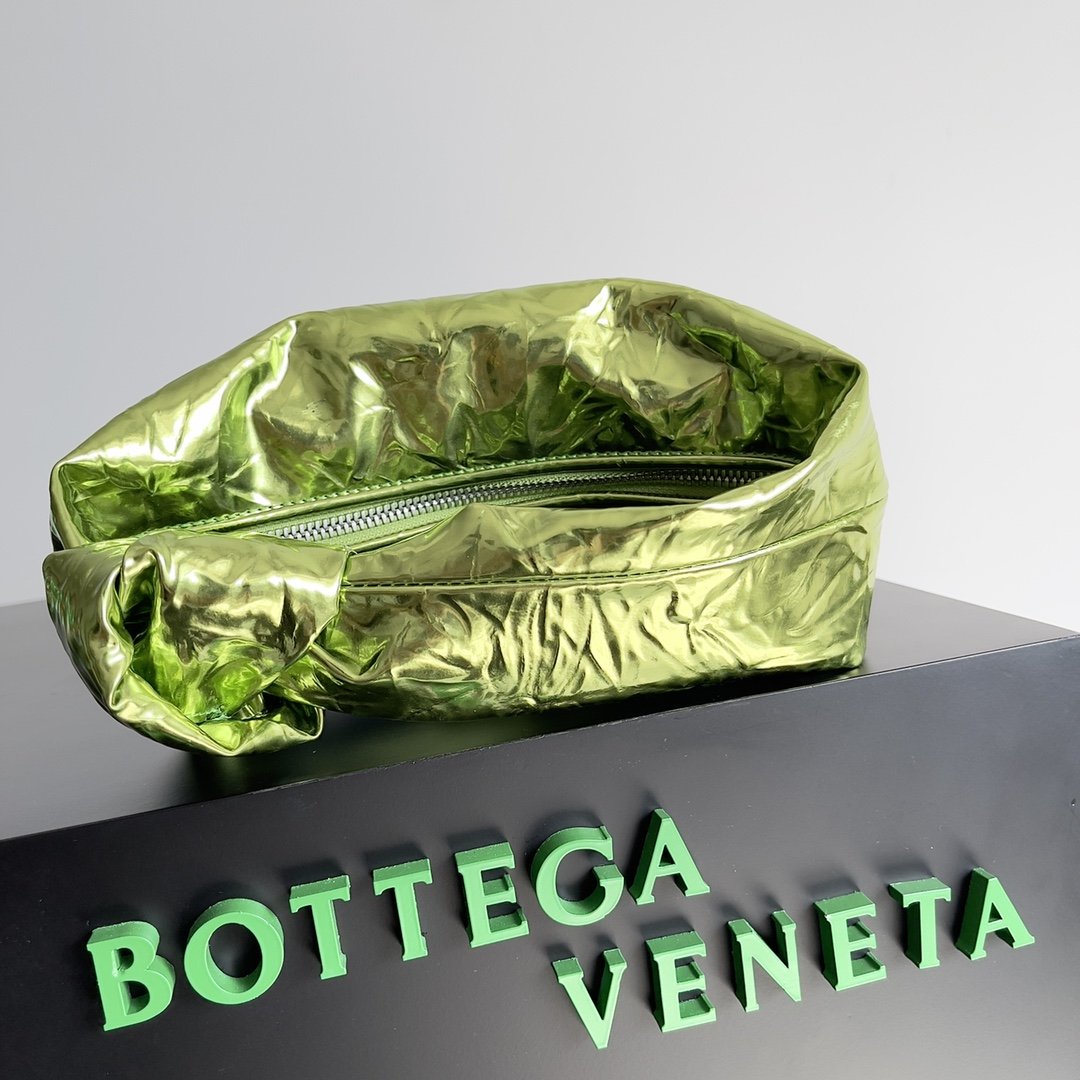 B0tt*ga Ven*ta Mini Jodie Gold, For Women, Women’s Bags 11in/28cm