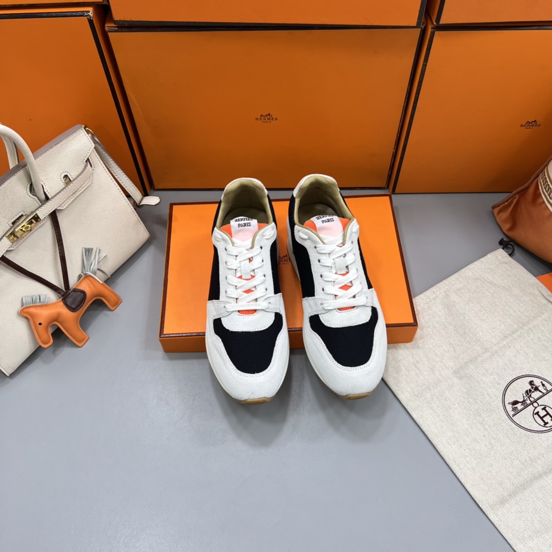 H**me5 Escape Trainers Black For Men