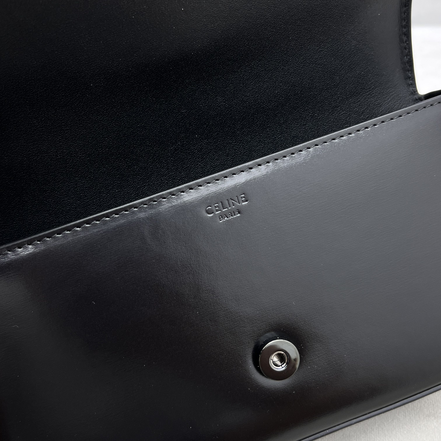 Ce1i*e Chain Shoulder Bag Triomphe Black For Women 8in/20.5cm 197993EQJ.38NN