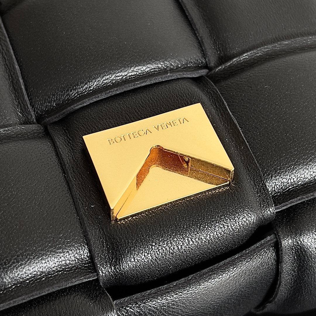 B0tt*ga Ven*ta Small Padded Cassette Black, For Women, Women’s Bags 7.5in/19cm 717506VCQR18425