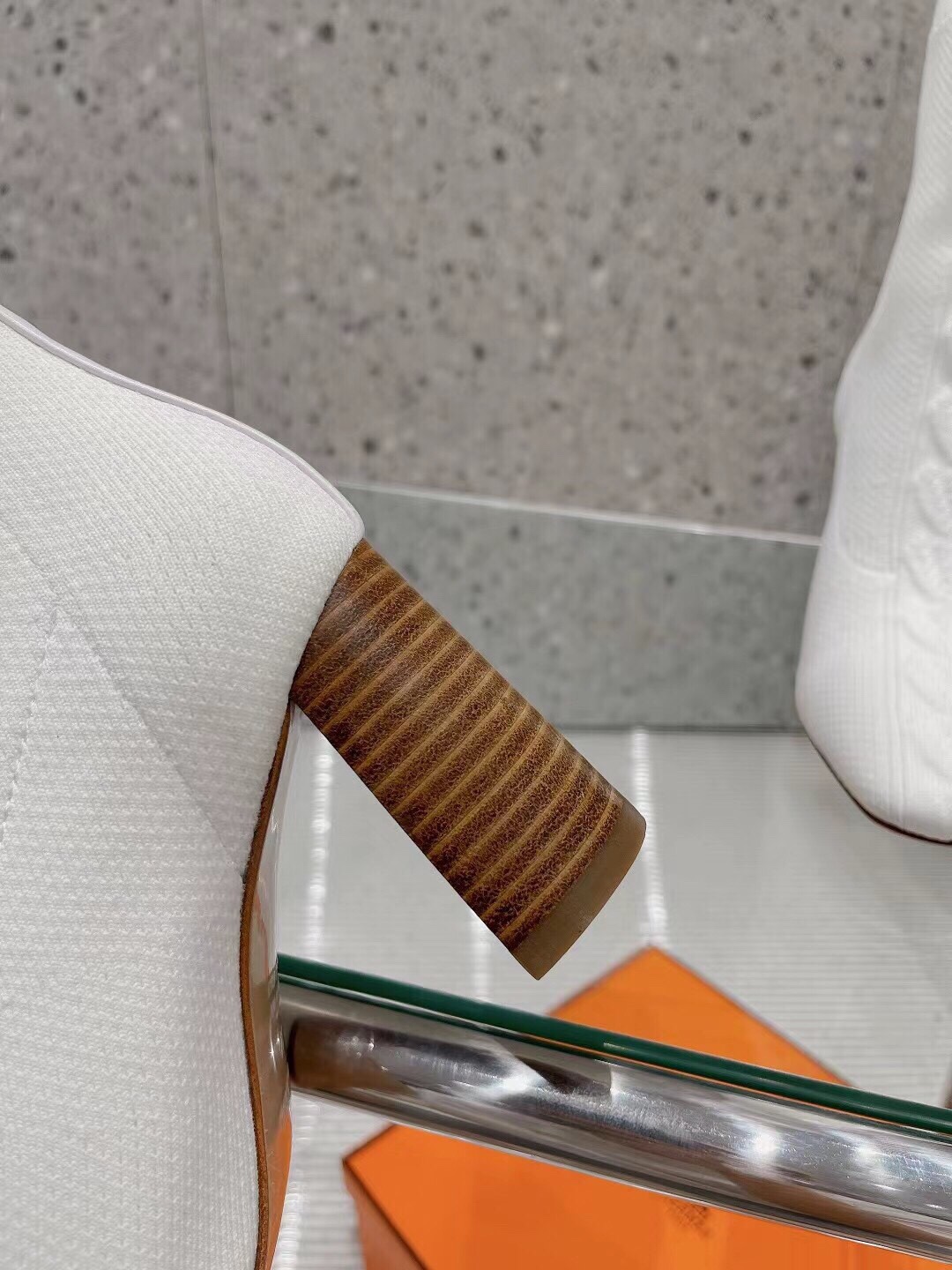 H**me5 Volver 90 Ankle Boots White For Women 3.5in/9cm